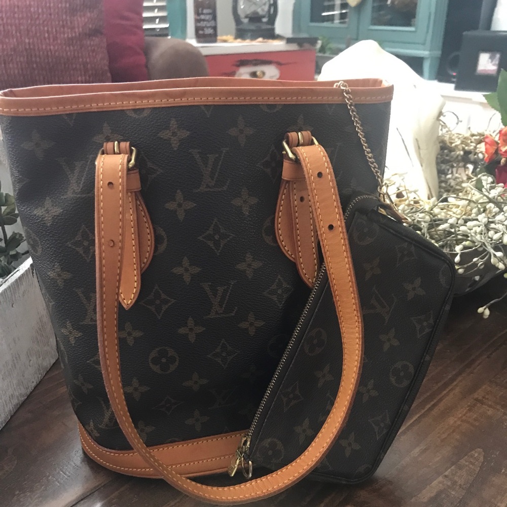 Louis Vuitton Bucket bag PM